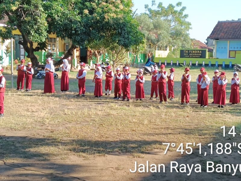 UPACARA BENDERA HARI PERTAMA MASUK SEKOLAH TAHUN PELAJARAN 2025/2026